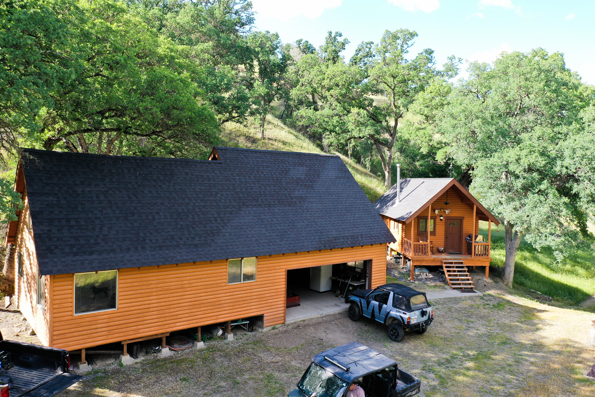 Interior pictures of cabins located on Clearlake Oaks property