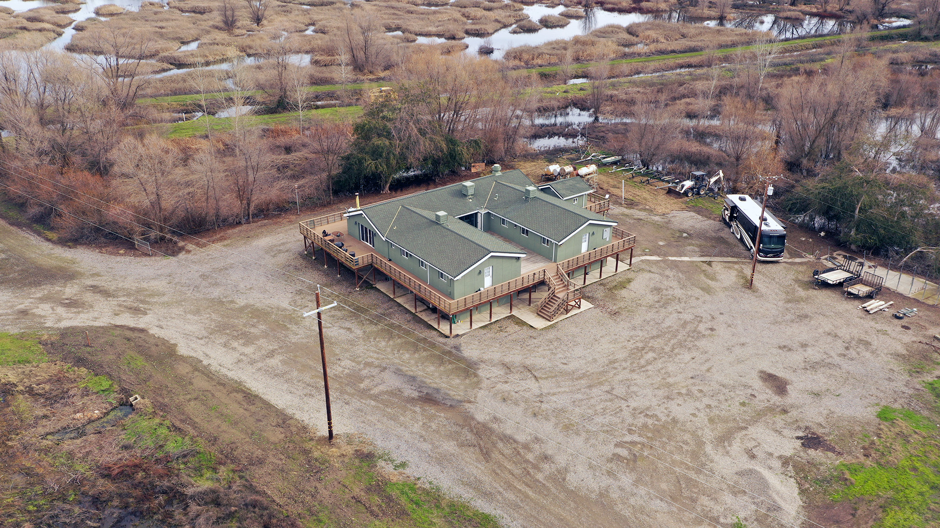 arial photos and clubhouse photos of the Brady ranch duck club in the Butte Sink, California